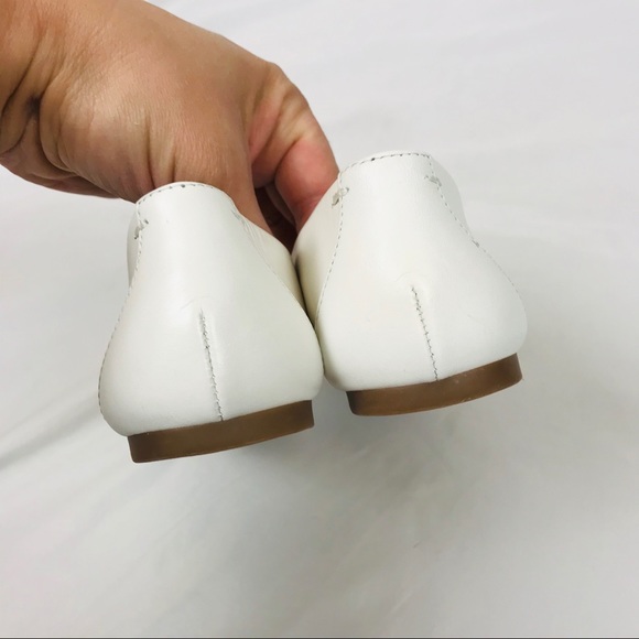 Vintage pointed toe solid white leather flats - Picture 6 of 10